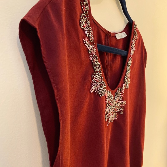 Embroidered Neckline Blouse - Picture 3 of 7